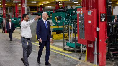 POTUS touring the Accelera Fridley manufacturing facility