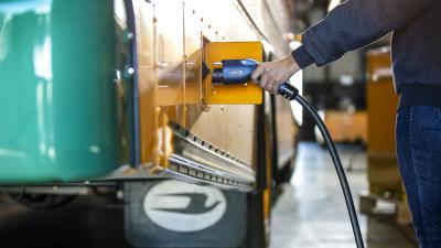Electric School Bus - Plug In
