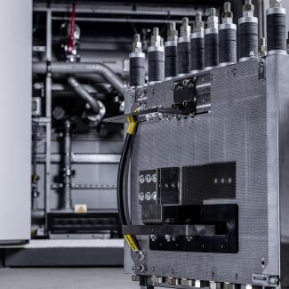 PEM electrolyzer unit